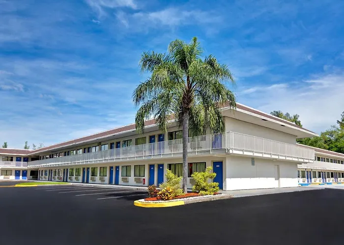 Motel 6 Dania Beach